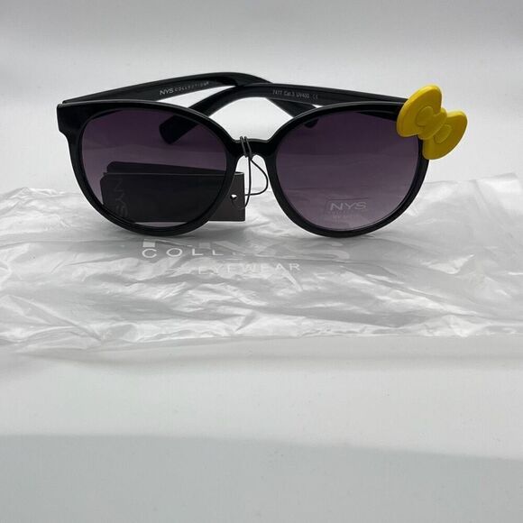 NYS Colllection Womens Hello Kitty Ribbon 100 UV Protection Sunglasses Black NWT - Picture 6 of 7